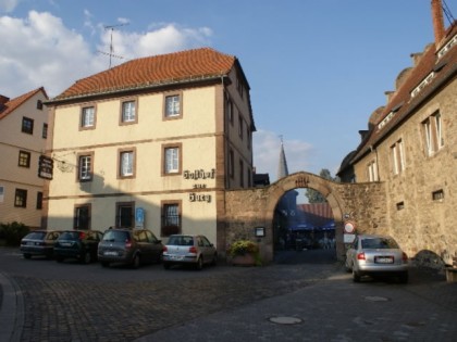 Фото: Zur Burg